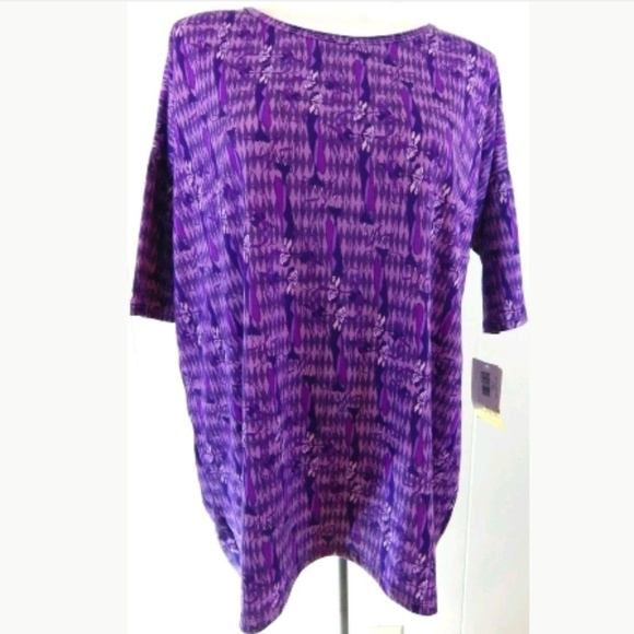 Lularoe Cruella DeVille Irma Tunic - Picture 1 of 4